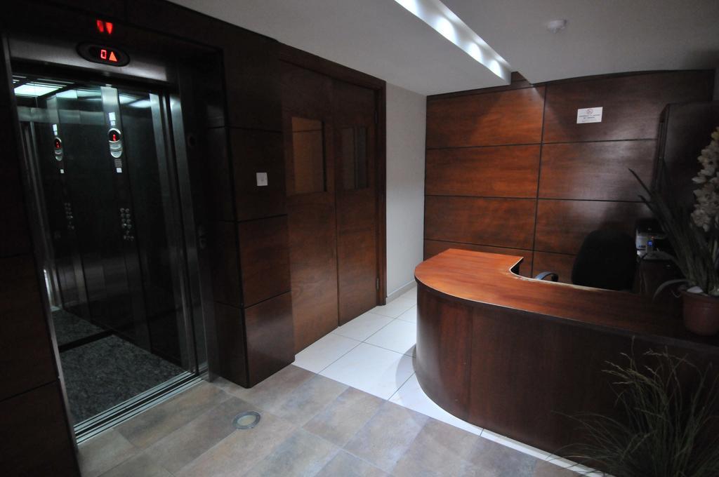 Ithaki Phinikoudes Apartment No. 102 Larnaca Bilik gambar