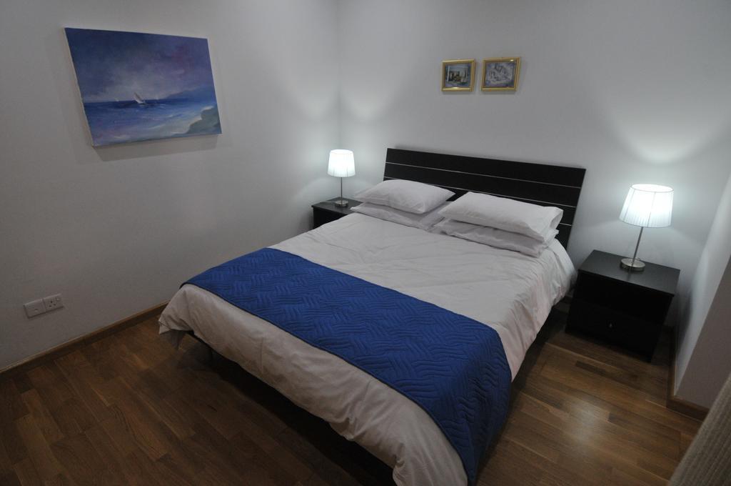 Ithaki Phinikoudes Apartment No. 102 Larnaca Bilik gambar
