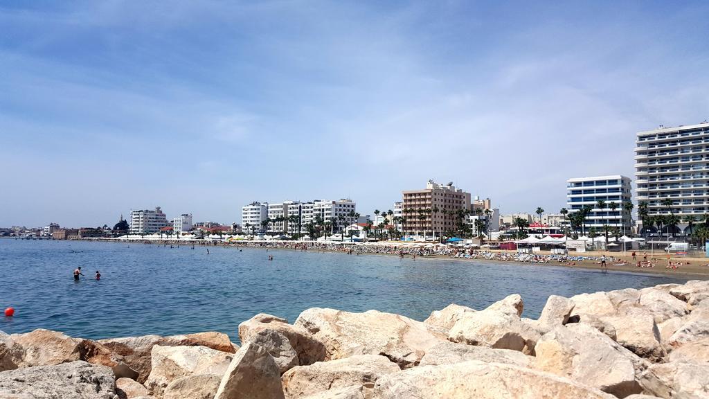 Ithaki Phinikoudes Apartment No. 102 Larnaca Luaran gambar